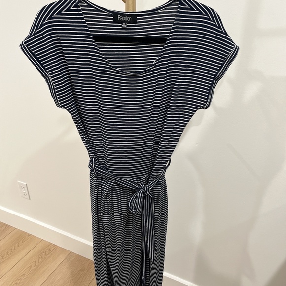 Papillon Dresses & Skirts - Papillon Med Stripe Navy White Dress